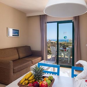 Apartment Pool View